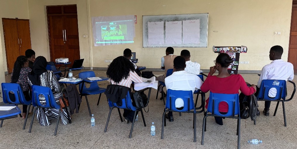 From Research to Co-Design: Engaging Young People (18-24 years) in the Conceptualization of a Prosocial Digital Game for Promoting Positive and Healthy&nbsp;Relationships